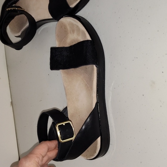 Clarks Botanic Ivy sandals women’s size 7.5 black ankle buckle - Picture 3 of 9